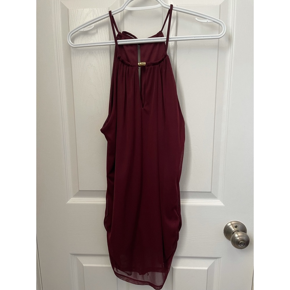 Le Chateau top size small